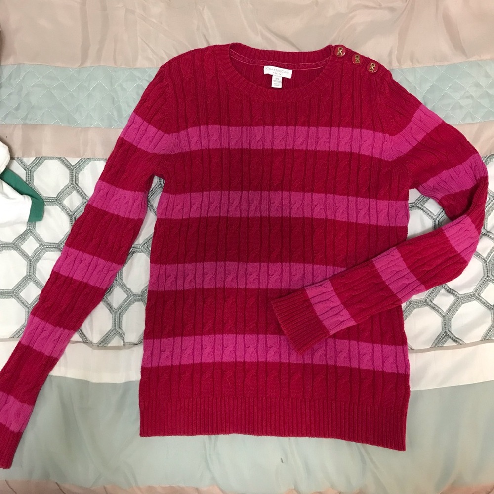 Lady sweater size P/S